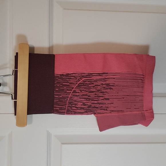 Lululemon bike shorts - Picture 3 of 3